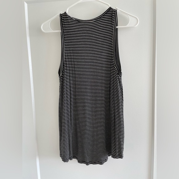 American eagle soft and sexy embroidered tank - Picture 3 of 3